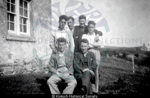 Group of Kinloch men posing outdoors
